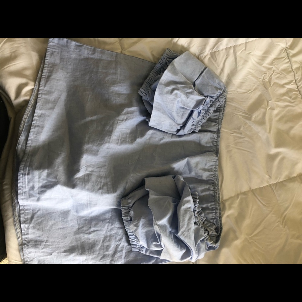Powder blue top - Picture 2 of 3